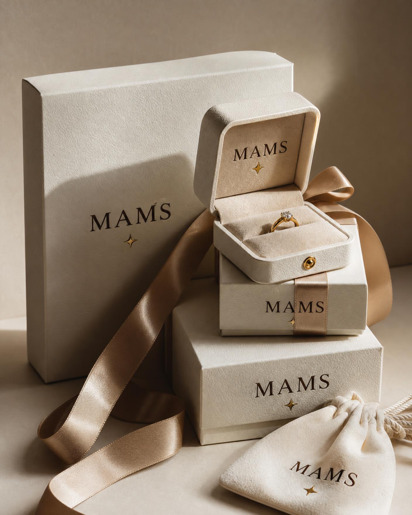MAMS lacquered box and gold-embossed pouch